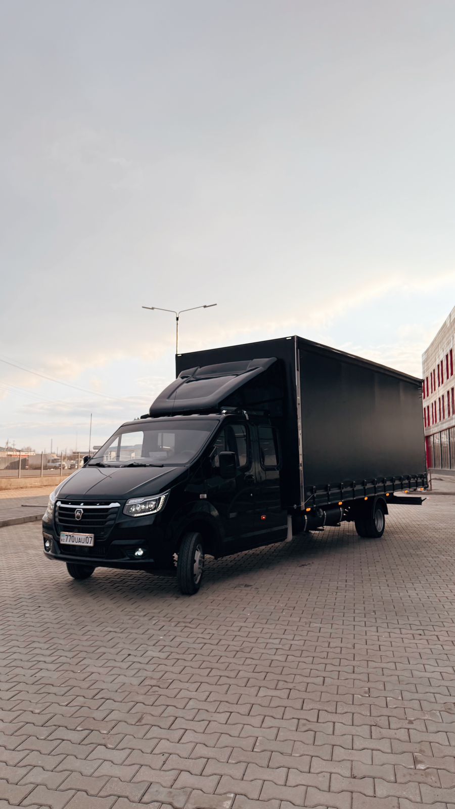 Газель NEXT с тентом